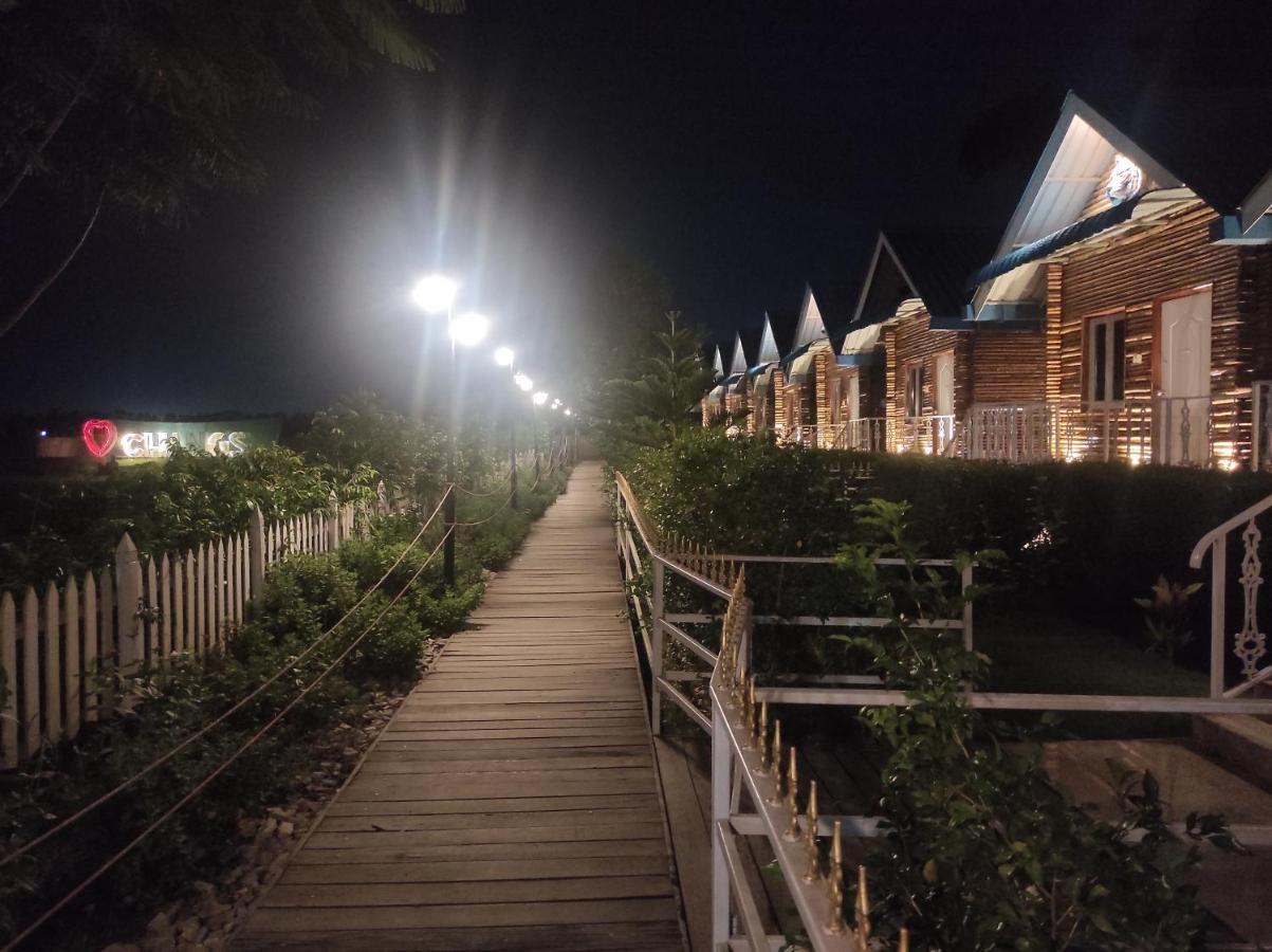 Changs Resort Kaharpara Extérieur photo
